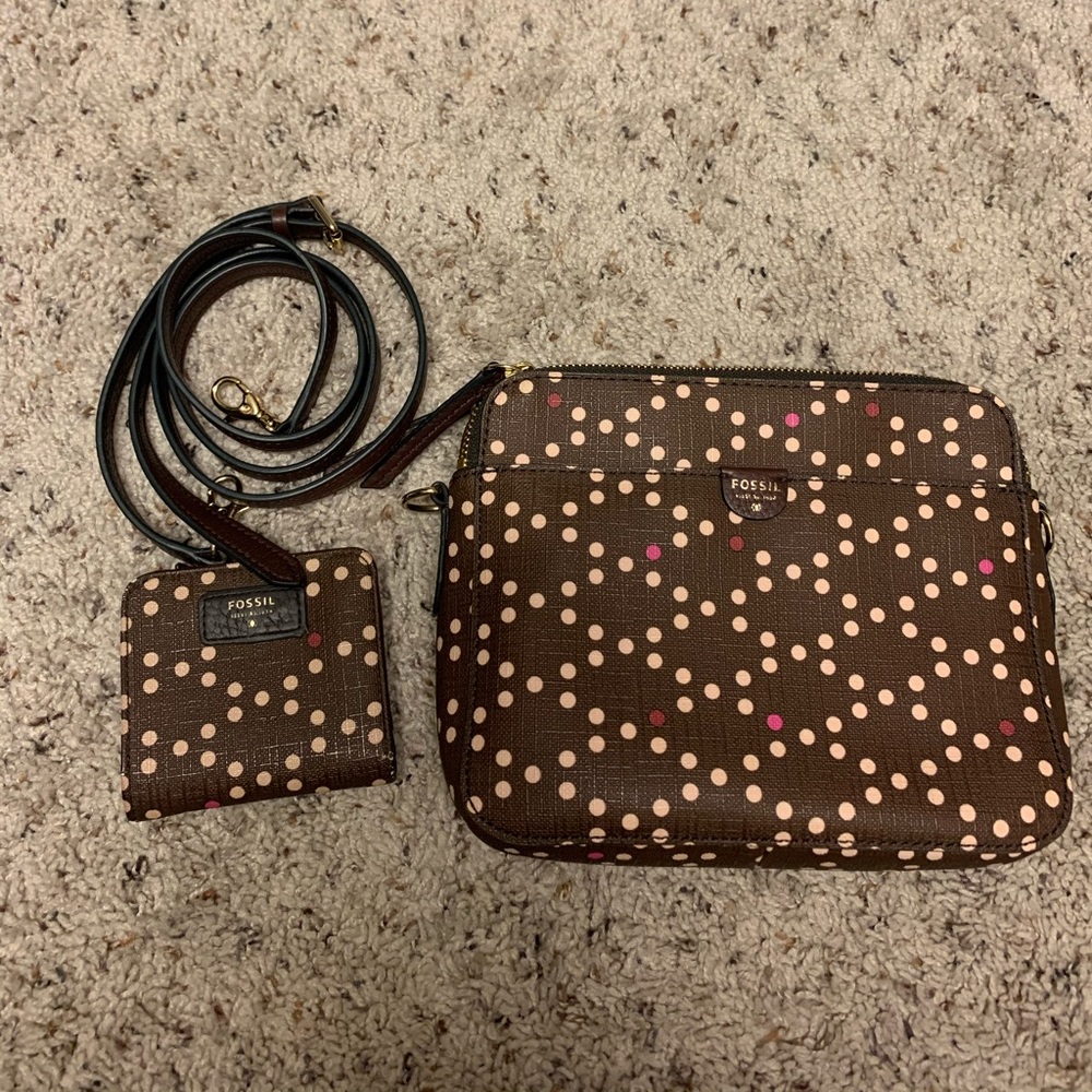 Fossil crossbody with matching wallet